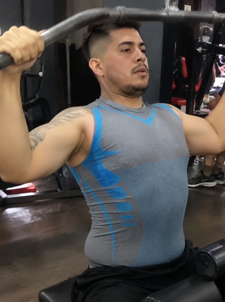 💥 Ultra Lofit™ Camiseta de Compresión Inteligente - Recupera Tu Confianza ¡Compra 1 y Recibe 3!